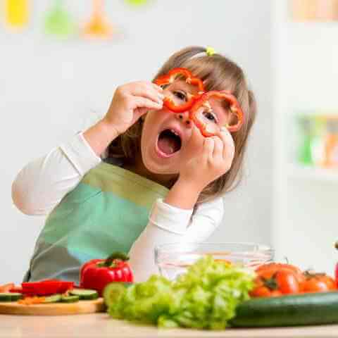 ¿Qué hacer cuando un niño no quiere comer verduras?