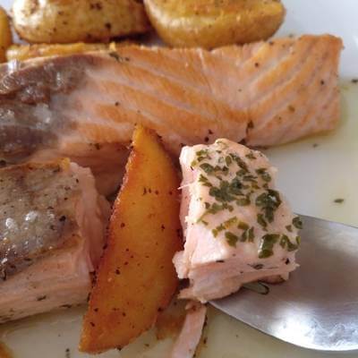 ¿Qué se puede hacer con salmon crudo?