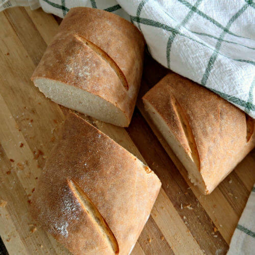 ¿Qué tipo de harina se usa para hacer pan casero?