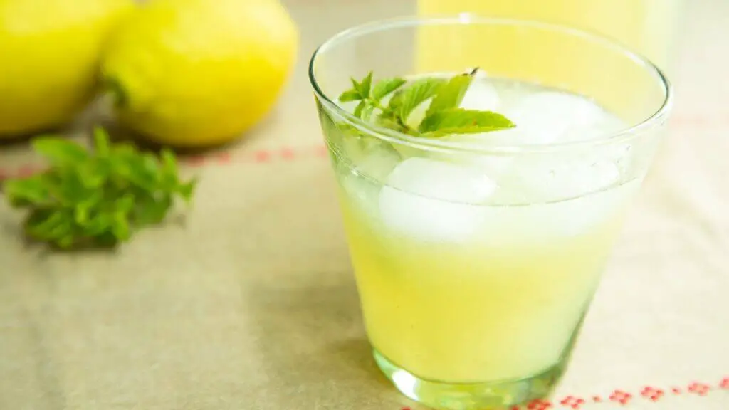 Aprende a hacer la limonada perfecta en 5 sencillos pasos