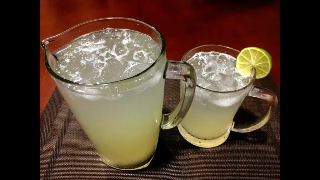 ¿Cuántos limones para 2 litros de agua? Descubre la respuesta aquí.