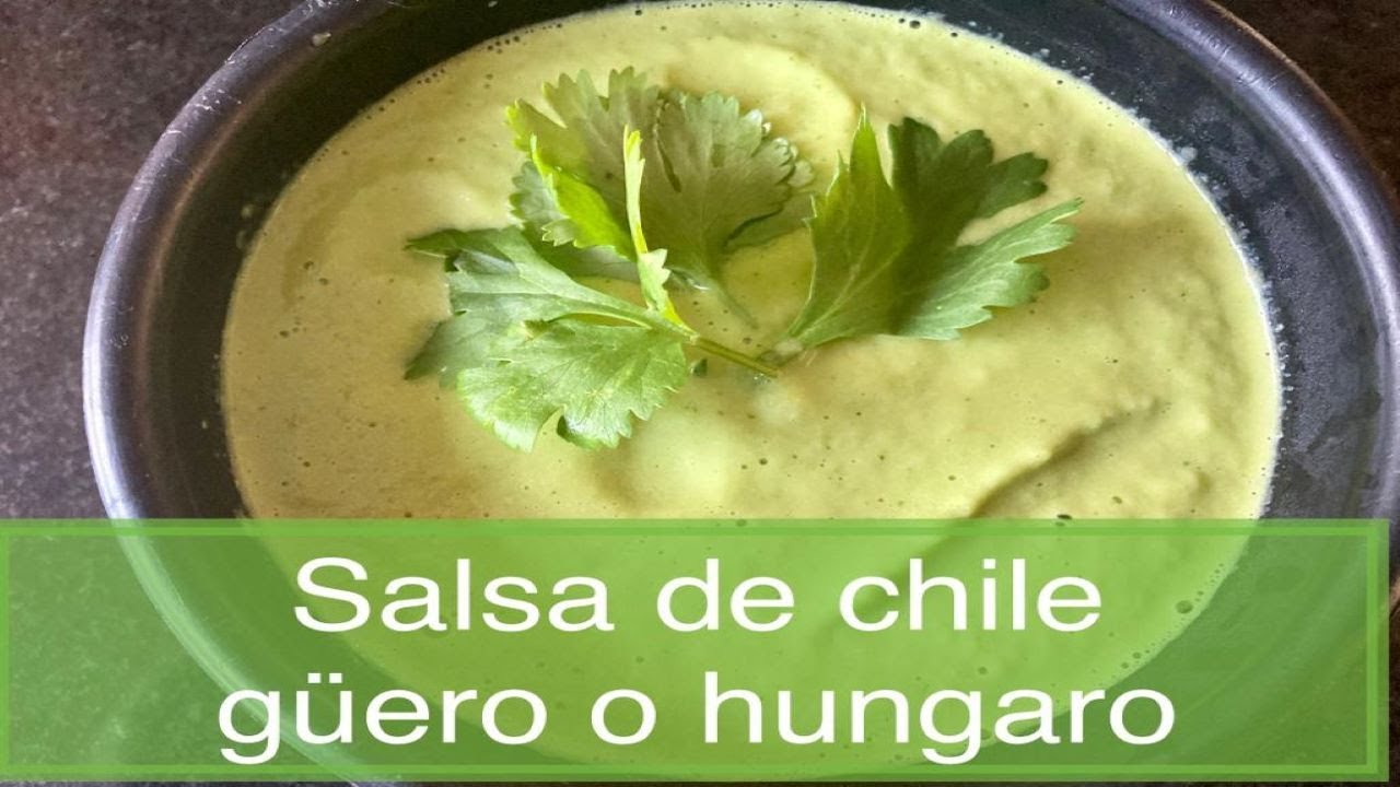 Descubre la explosiva salsa de chile guero en tan solo una cucharada