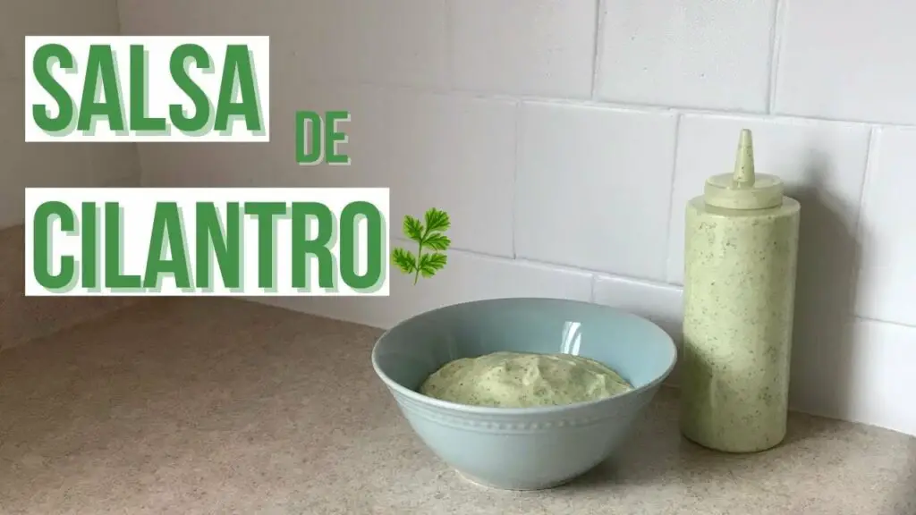 Prepara una salsa casera de cilantro en minutos: ¡sabor fresco garantizado!