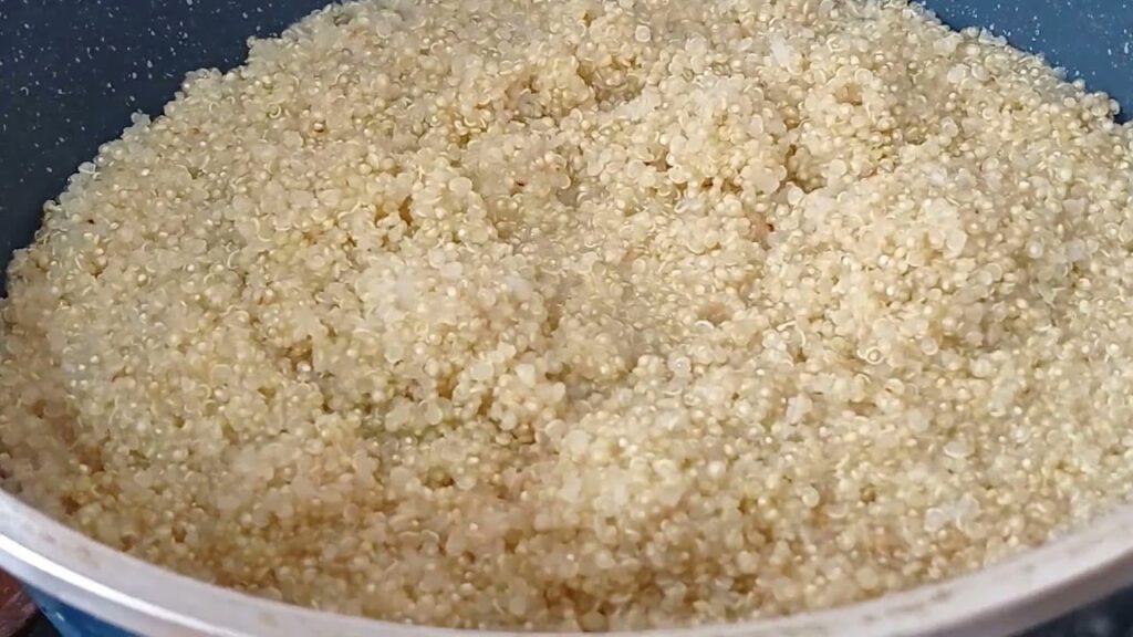 Descubre el secreto para cocinar la quinua graneada perfecta en casa