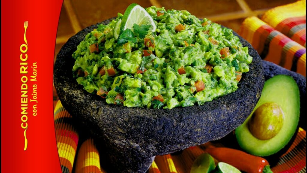 Descubre qué es el guacamole: el popular dip de aguacate