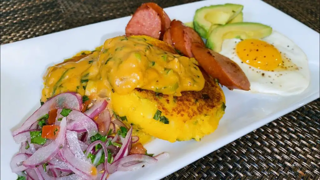 Descubre el delicioso Yapingacho, el platillo estrella de la gastronomía ecuatoriana