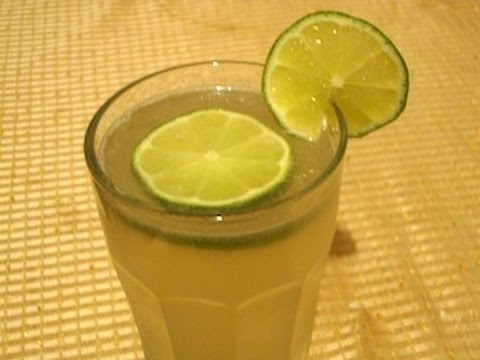 ¡Receta refrescante de limonada en galones para el verano!