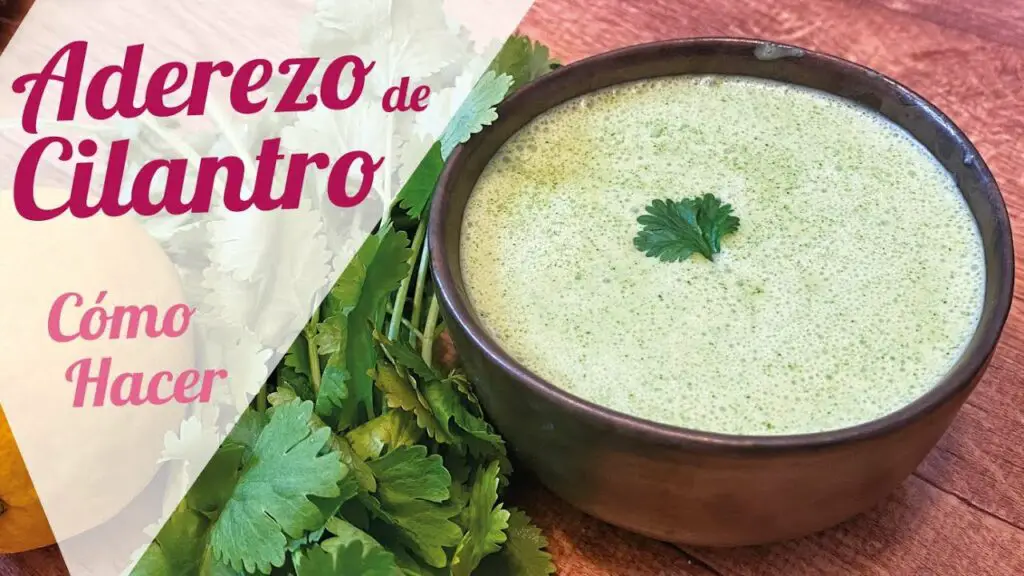 Aprende a hacer una deliciosa salsa de cilantro con yogurt en casa